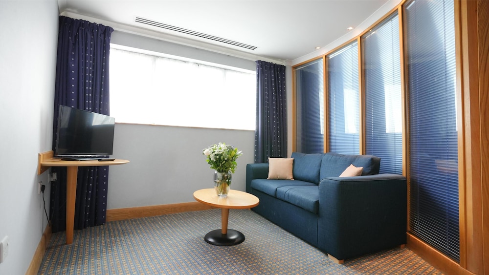 The Bolton Stadium Hotel, a member of Radisson Individuals 37/57