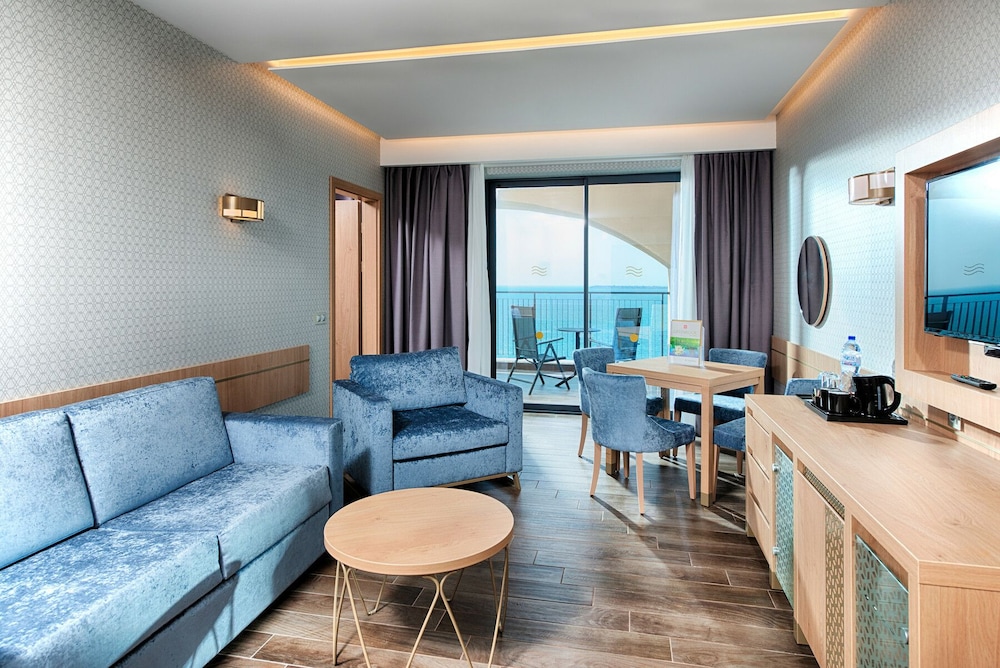 Secrets Sunny Beach Resort & Spa - Adults Only 19/29