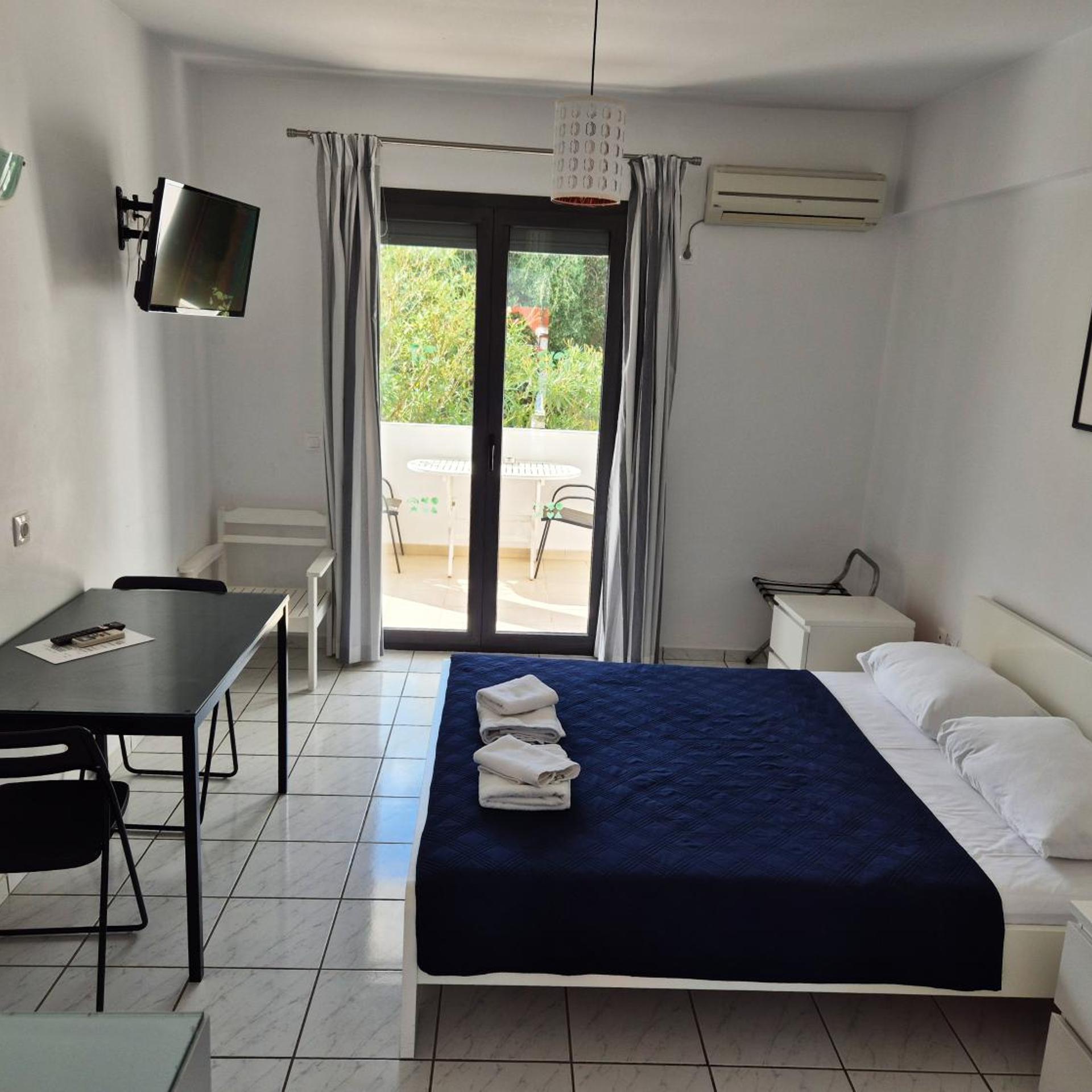 Natalies Hotel and Apartments 15/54