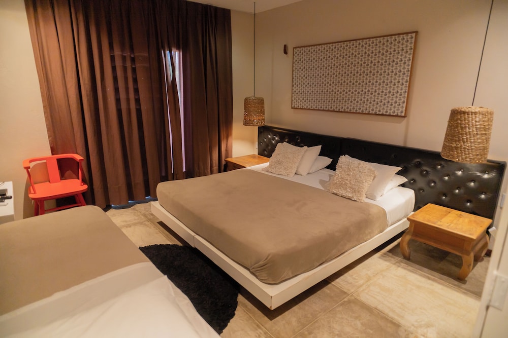 Zebra Boutique Hotel 10/50