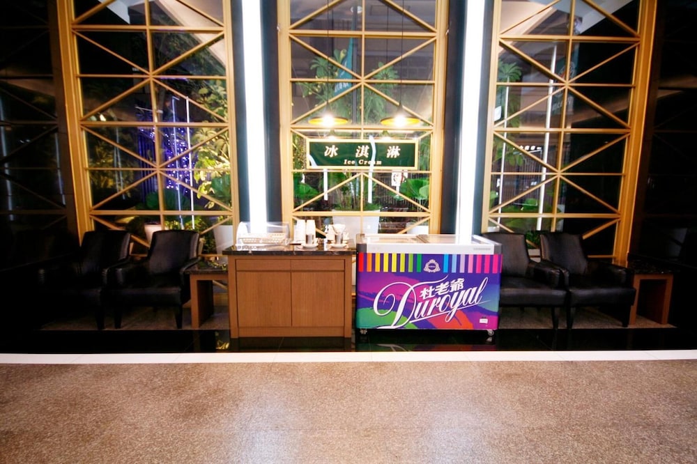 Kindness Hotel Liouhe Night Market Qixian 4/50