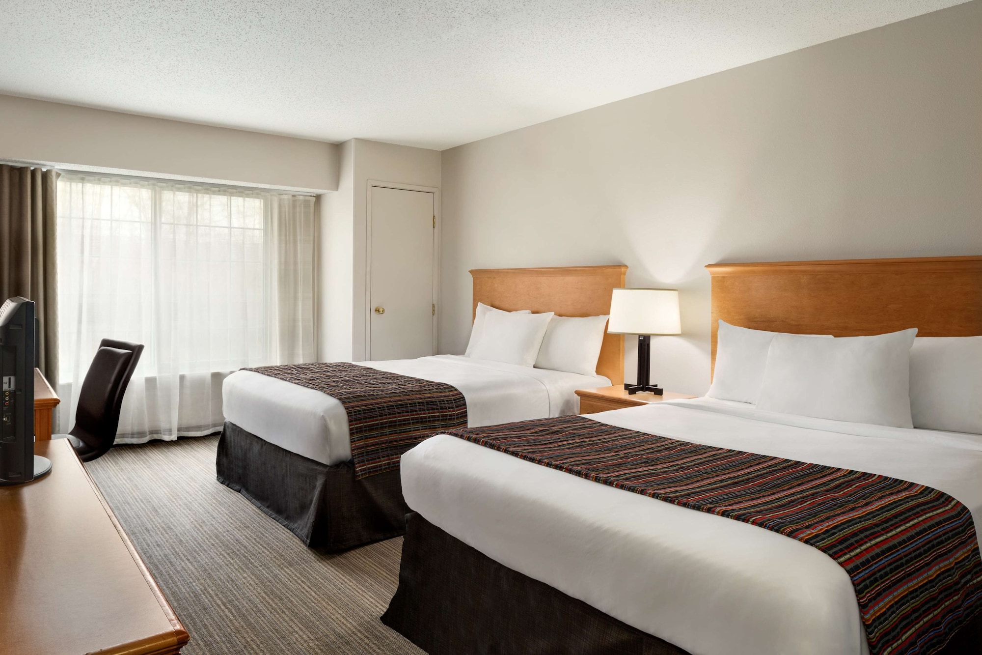 ROOM, 2 QUEEN BEDS