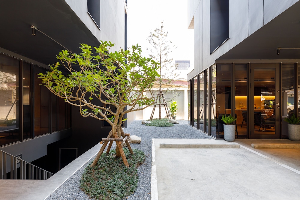 Benjarong Hotel Bangkok 47/50