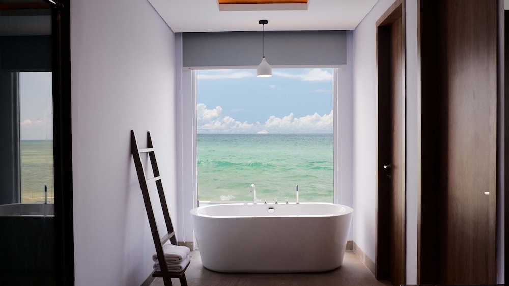 One Of a Kind Resort Bintan 39/40