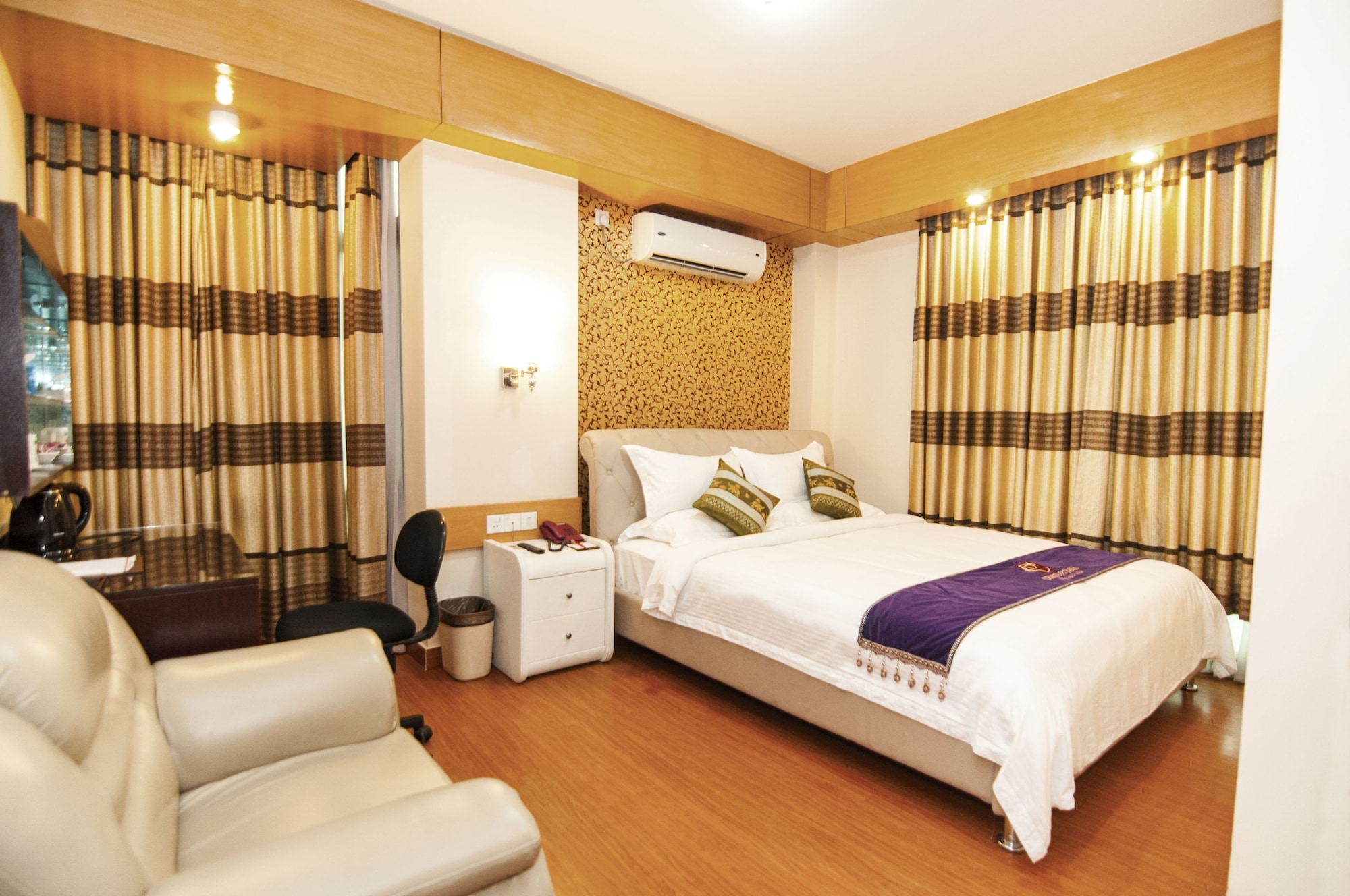 Room at CENTURY PARK RESIDENCE, DHAKA