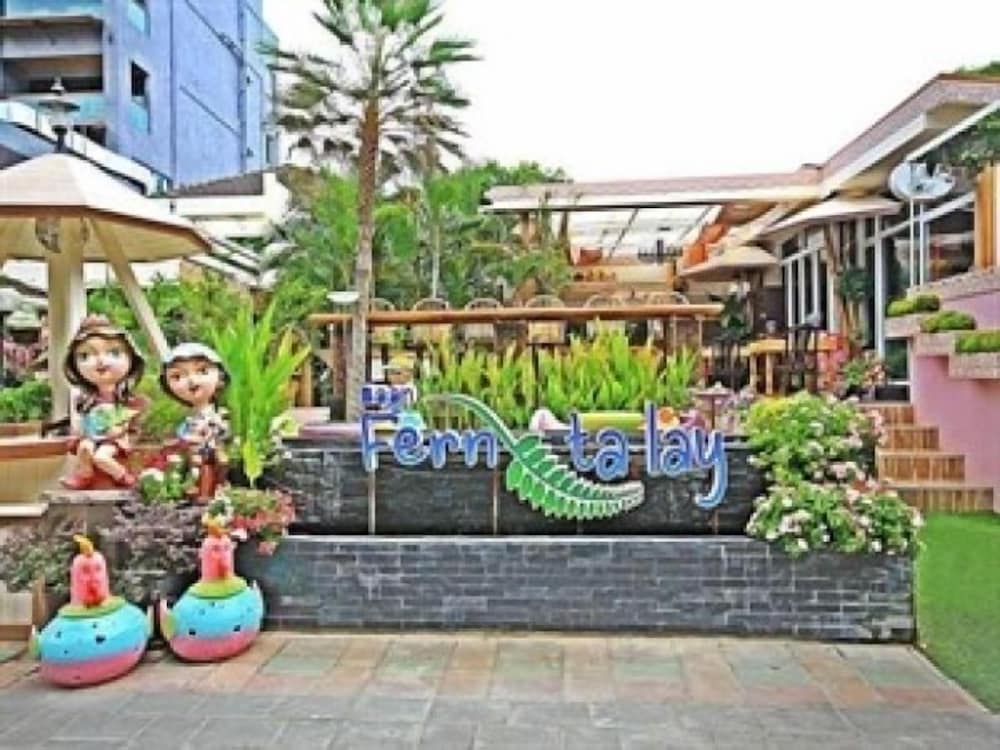 Baan Fern Talay 22/24