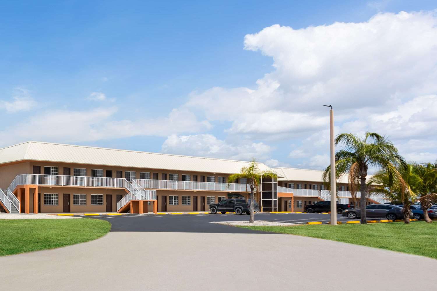 Travelodge Suites By Wyndham Lake Okeechobee 2/17