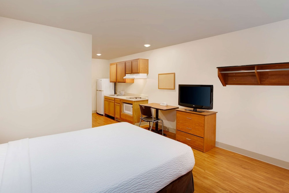 WoodSpring Suites Lake Charles 6/18