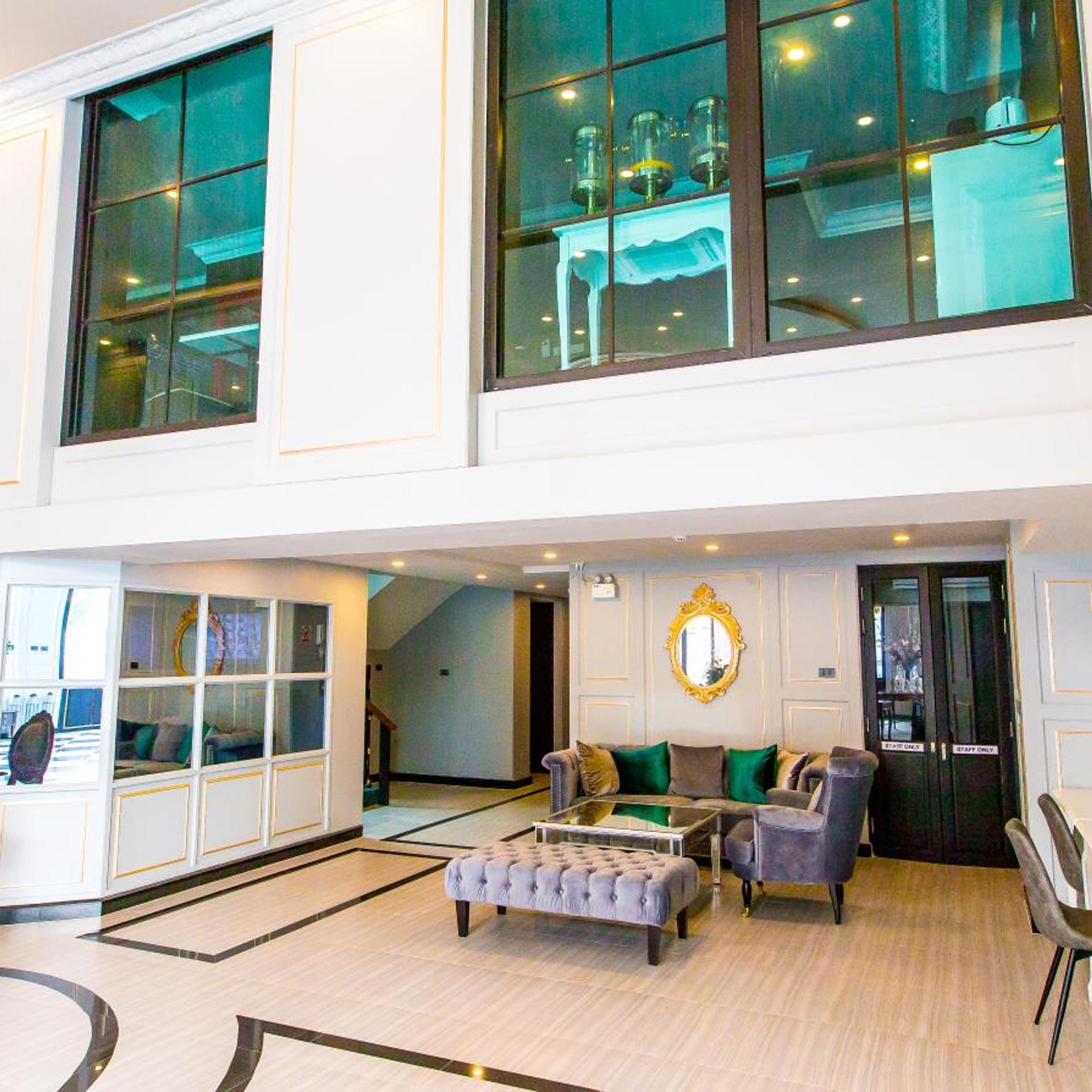 A.List Hotel 1/59