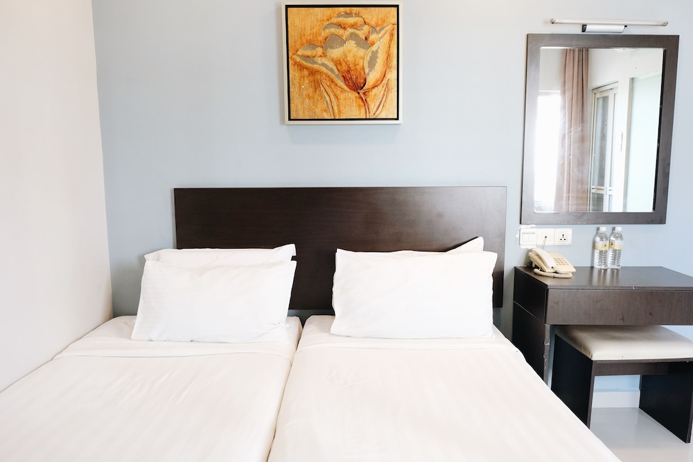 De Era Hotel 7/46