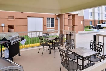 CANDLEWOOD SUITES BEAUMONT 20/29