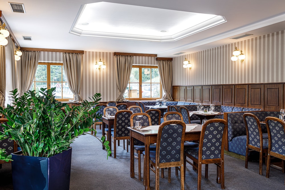 Hotel Zatisi 34/50