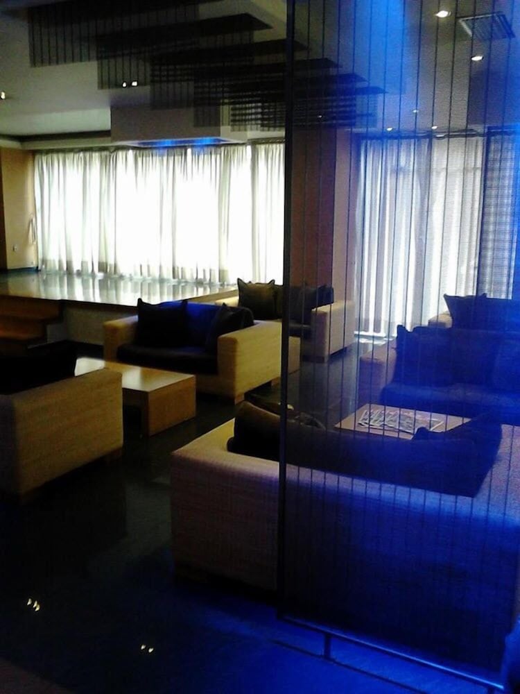Olympic Hotel 22/23