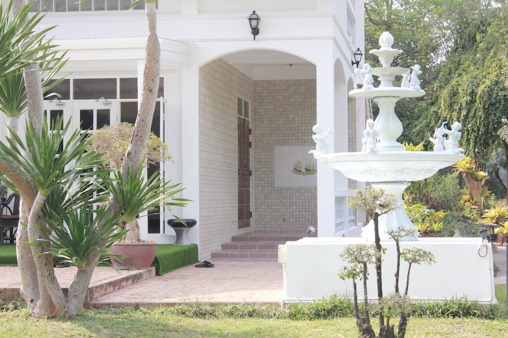 Home @ Hostel Kanchanaburi 4/50