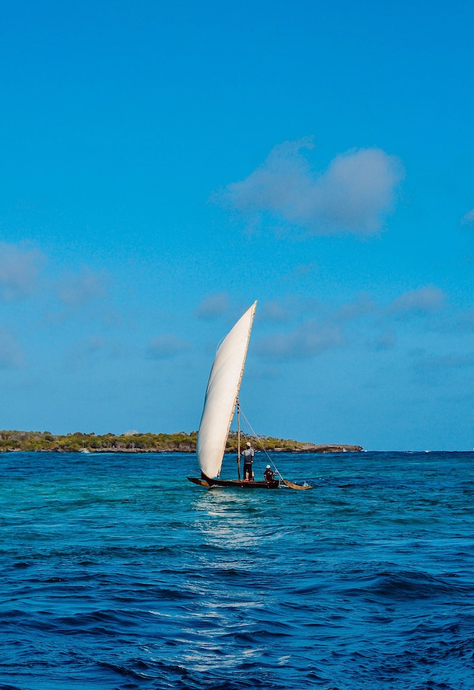 Pemba Lodge 26/50