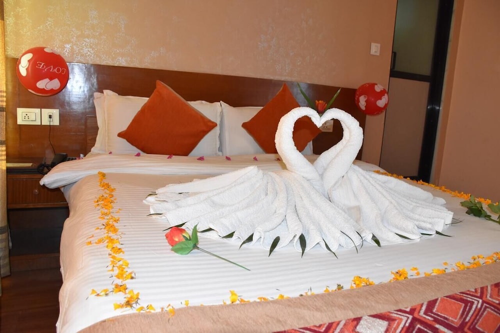 Bojinee Nagarkot Resort 15/25