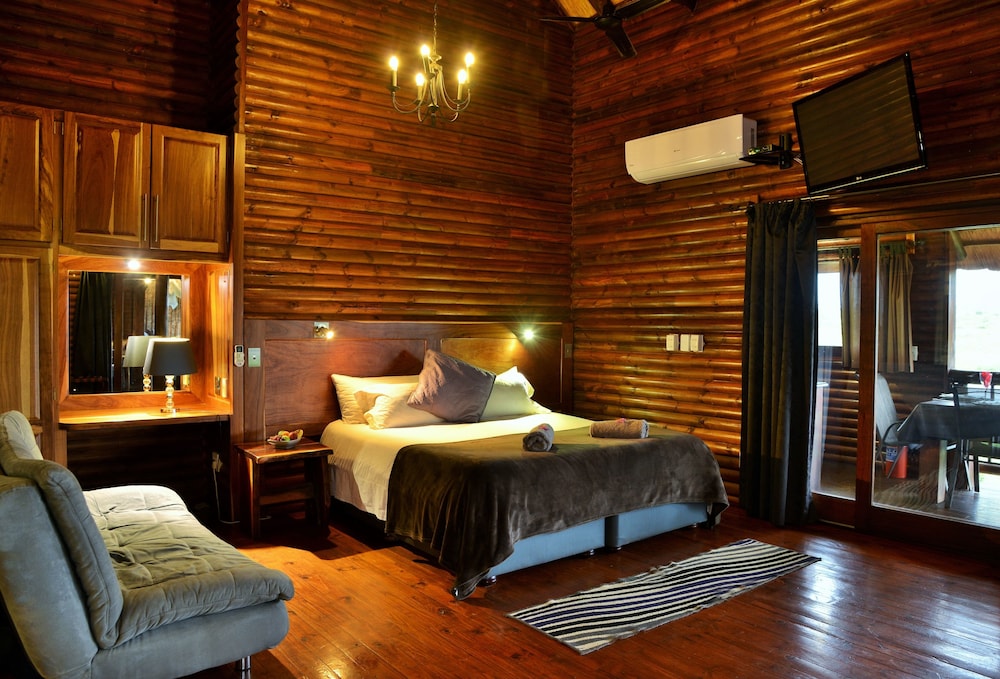 1 BEDROOM, EAST, LUXURY, CABIN, RIVER VIEW, BALCONY, BATHTUB