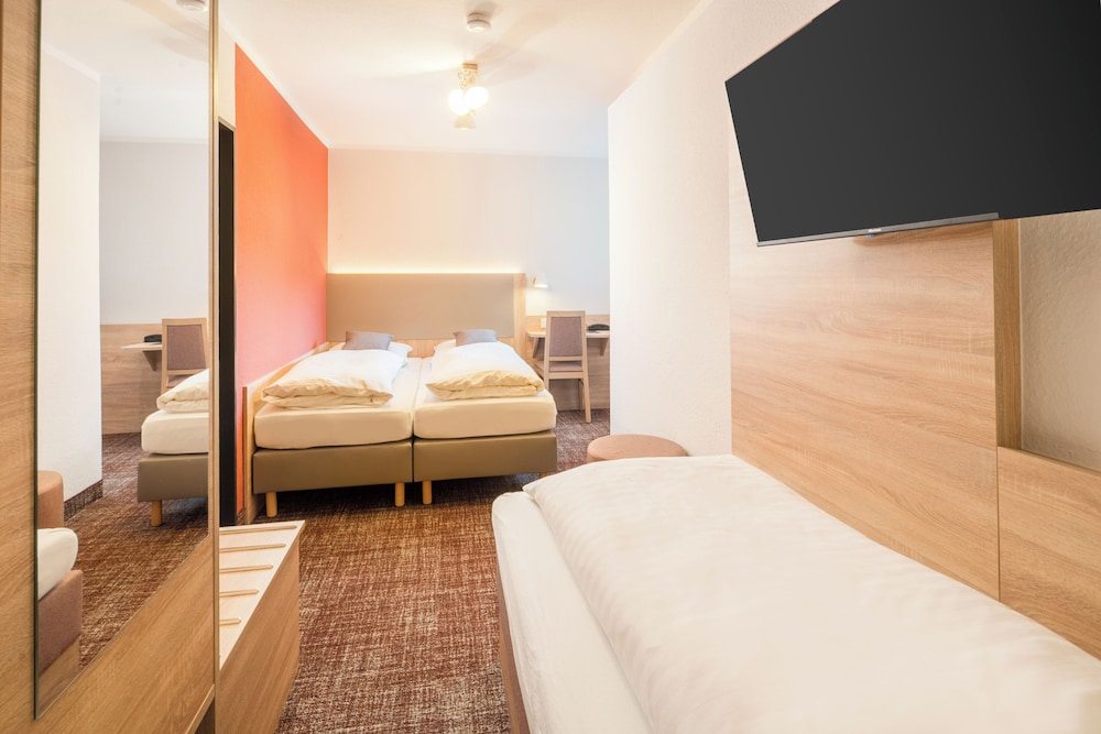 Hotel Rennschuh 12/49