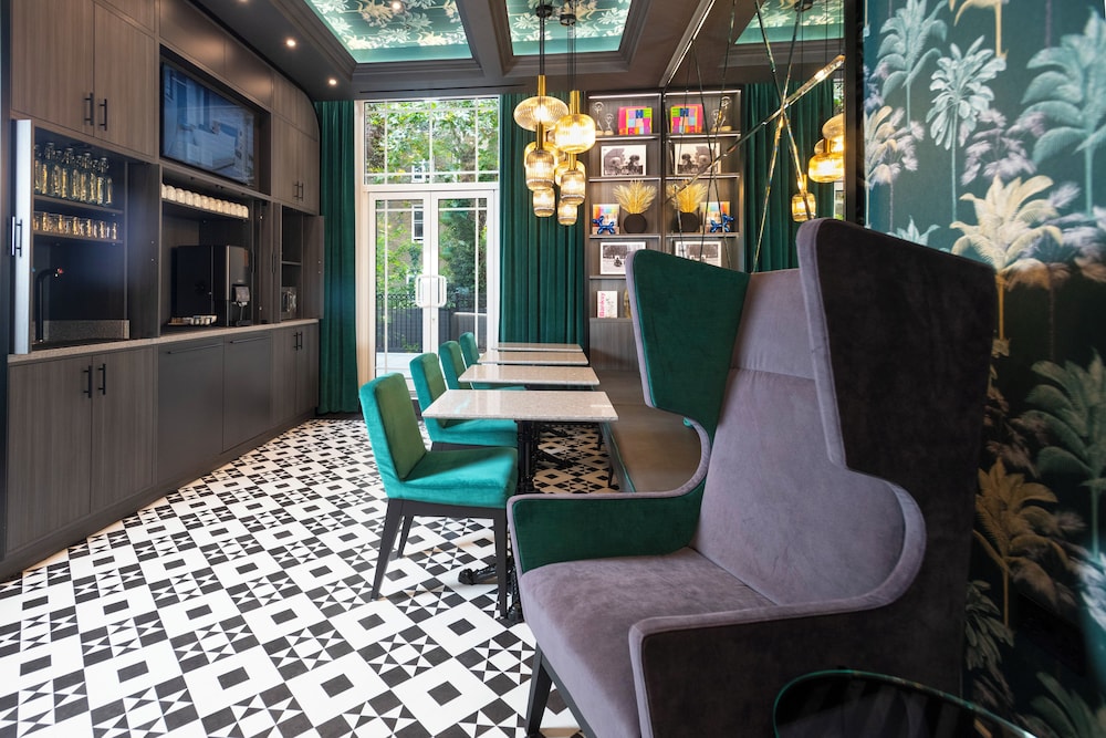 Brit Hotels Earls Court 35/54