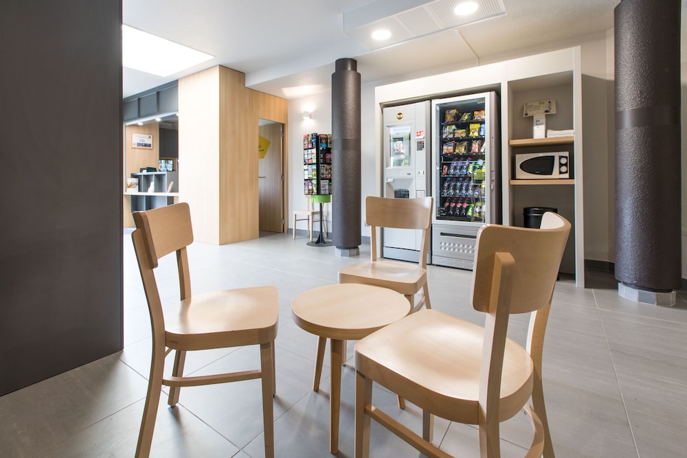 B&B Hotel Rennes Est Cesson Sevigne 18/26
