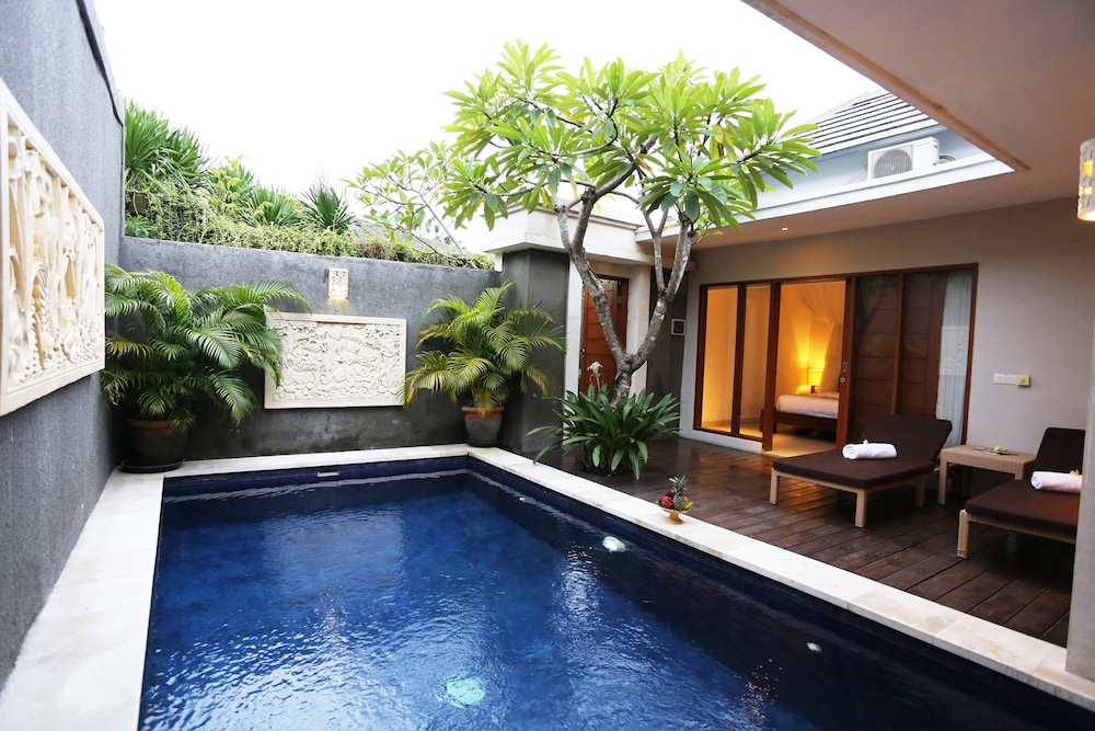 The Light Exclusive Villas Spa 46/72