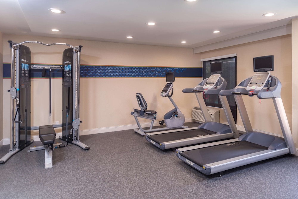 Hampton Inn Los Angeles West Covina 33/52