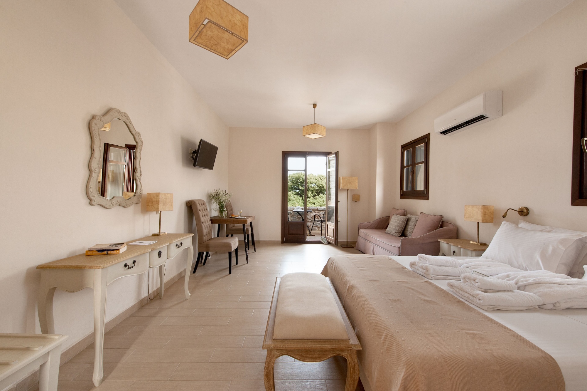 DELUXE, DOUBLE BED, VALLEY VIEW, TERRACE