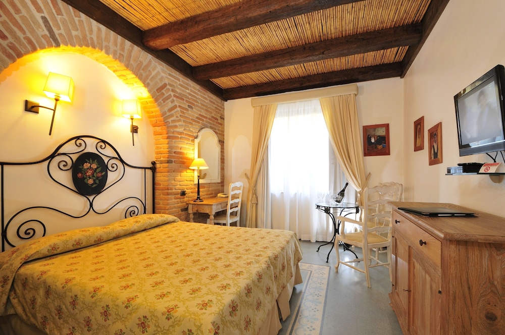 Hotel La Bitta 30/81