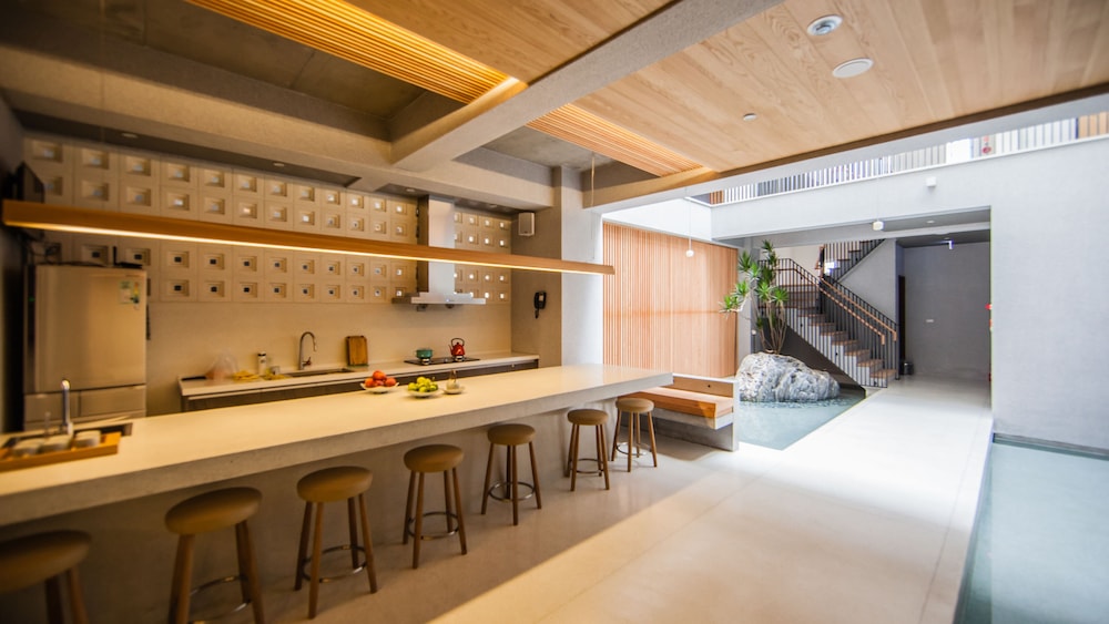 Wood Whispering Residence 22/29