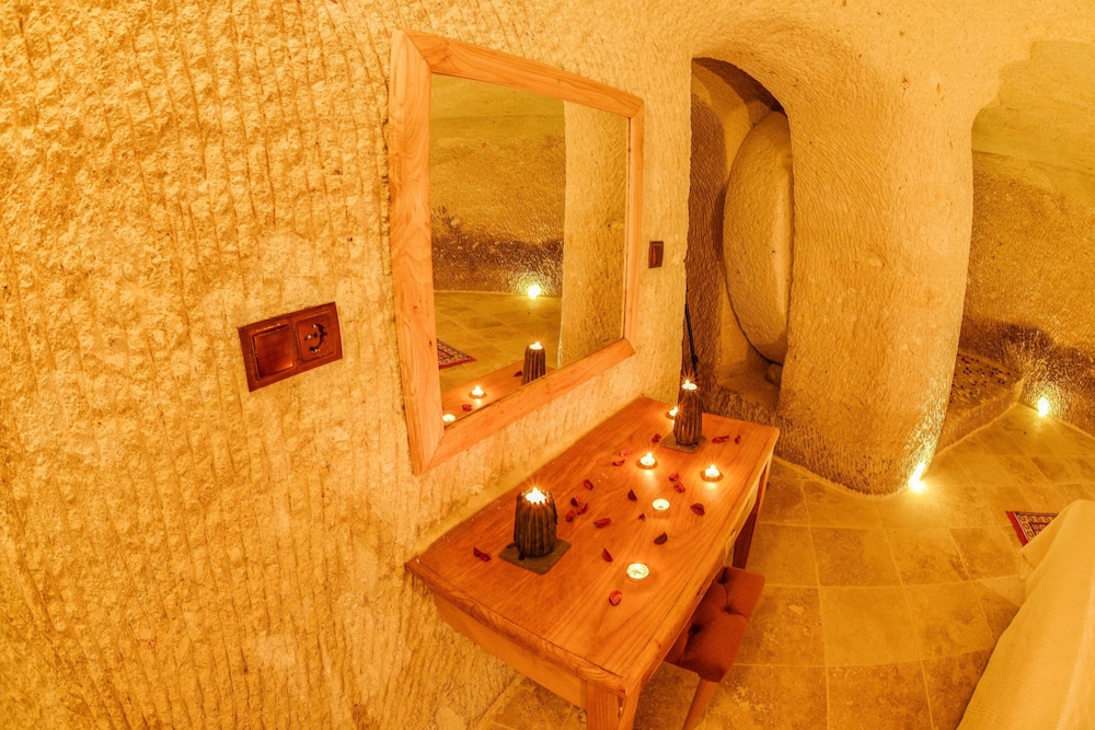 Mosaic Cave Hotel 19/50