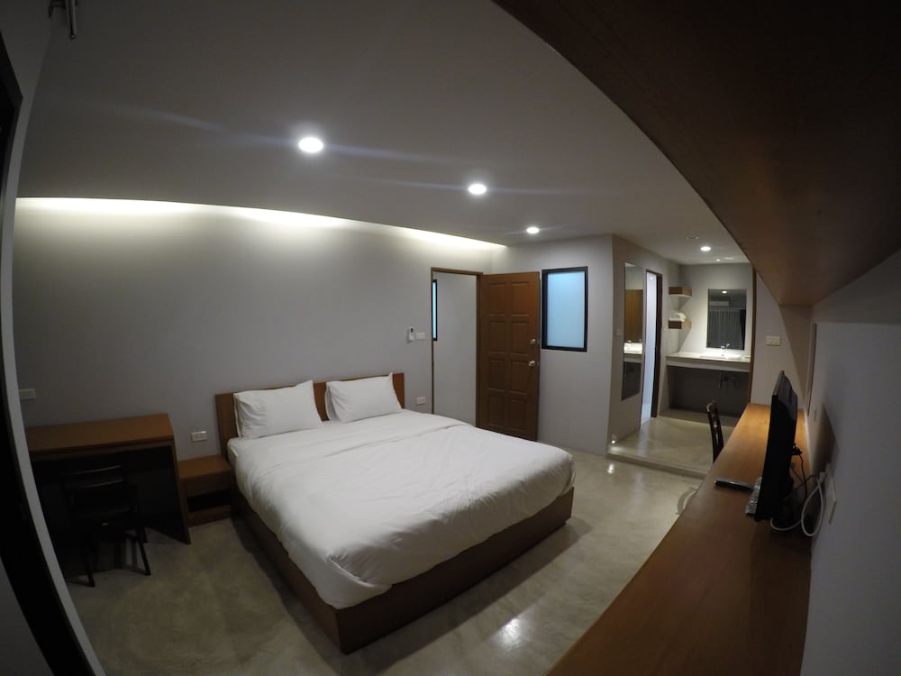 Kanith Place 8/23