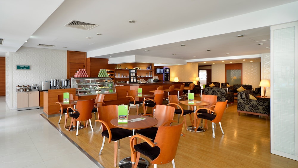 Holiday Inn Istanbul City 63/77