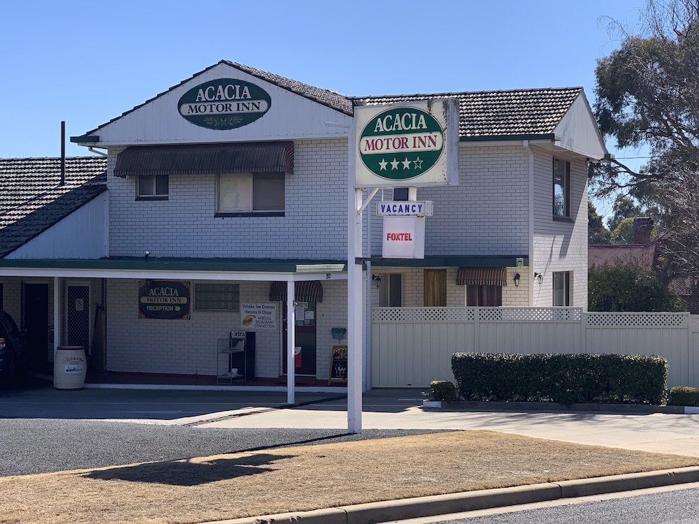 Acacia Motor Inn 2/55