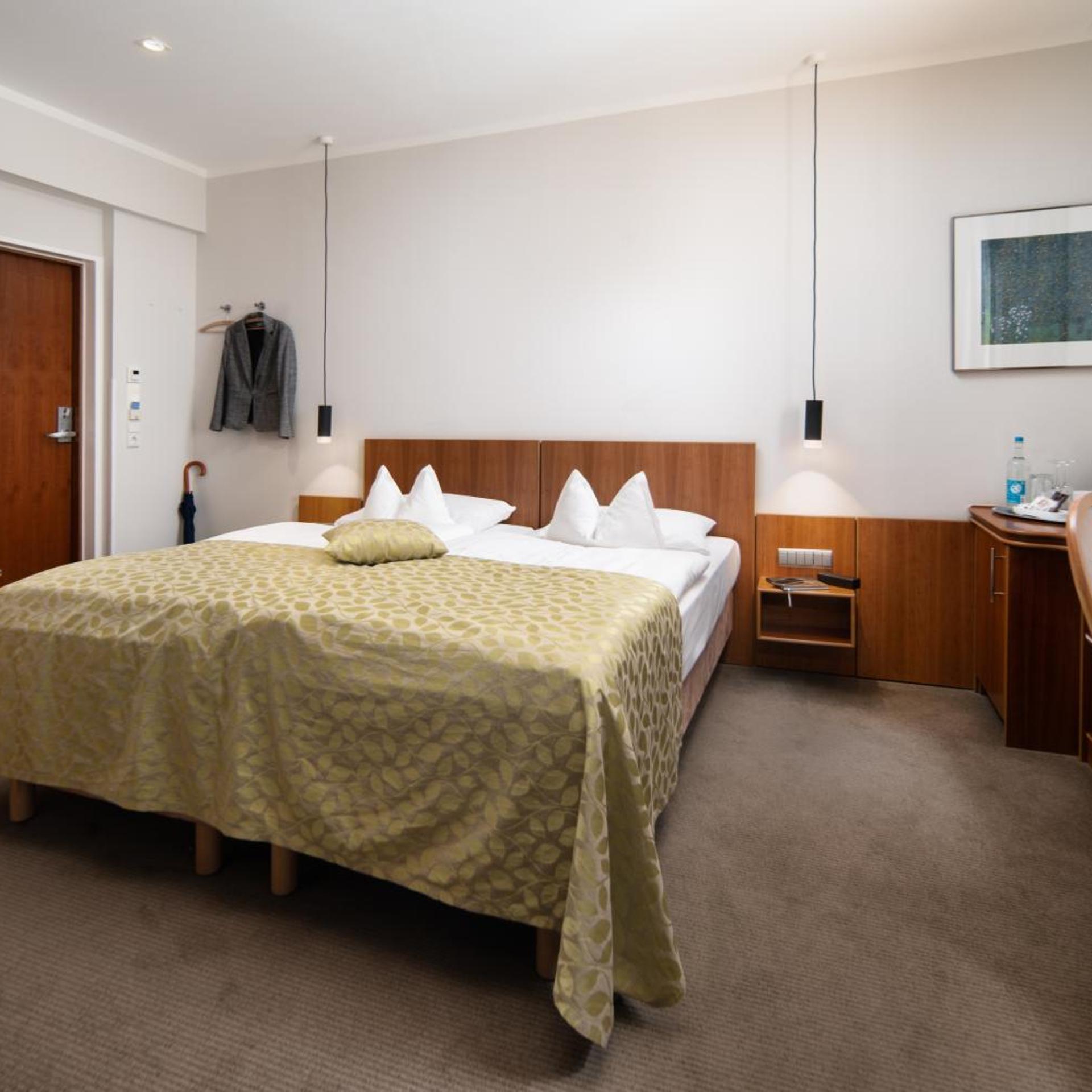 غرفة عائلية، Baseler Hof Hotel 6/10