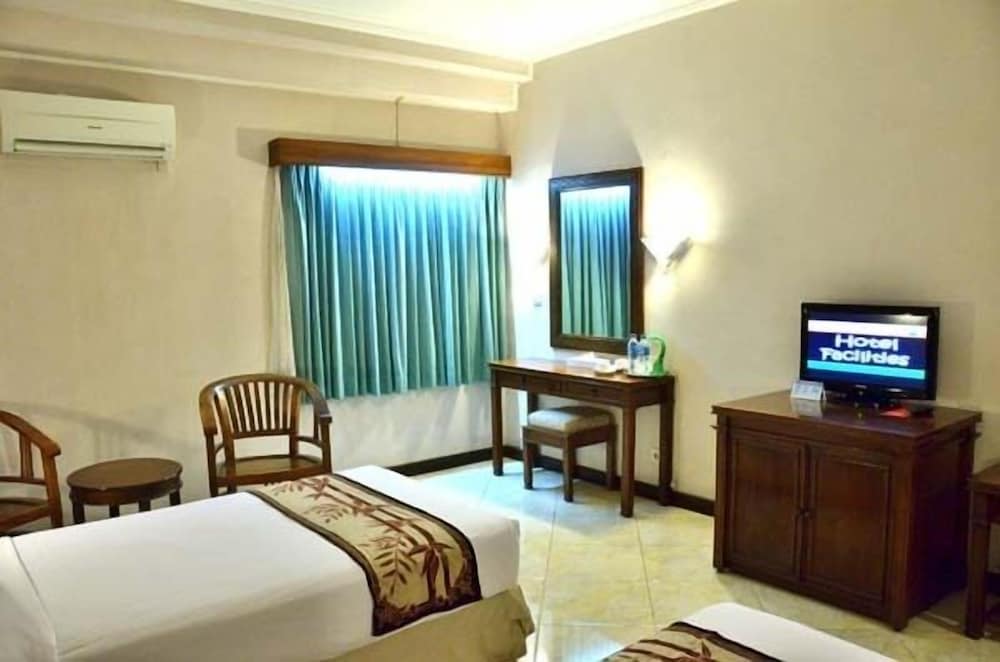 Bahari Inn Tegal 13/36