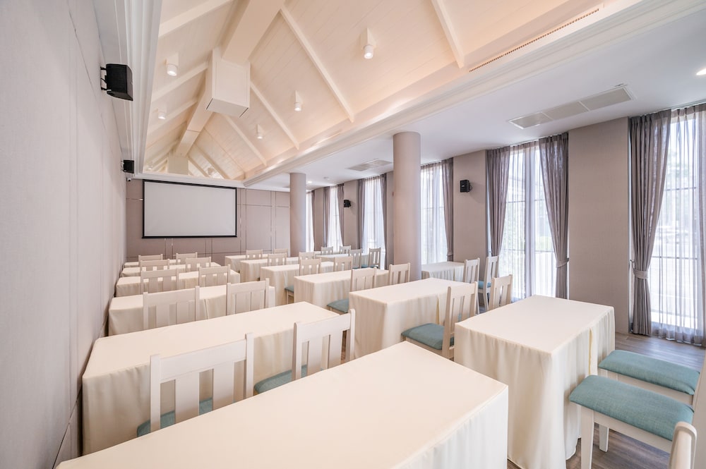 Manhattan Pattaya Hotel 35/50