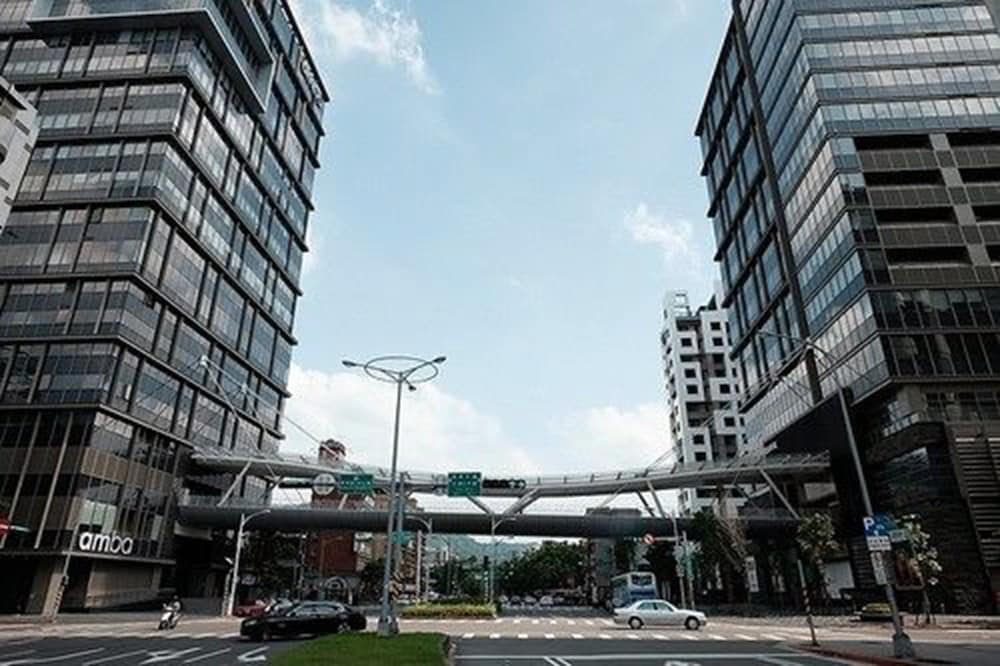 AMBA TAIPEI SONGSHAN 53/58