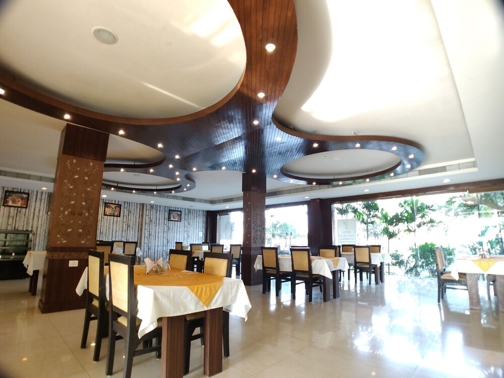 HOTEL SHIV VILAS 21/25