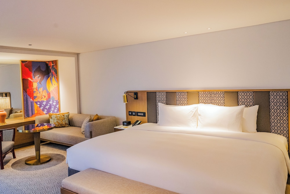 Montien Hotel Surawong Bangkok 14/48