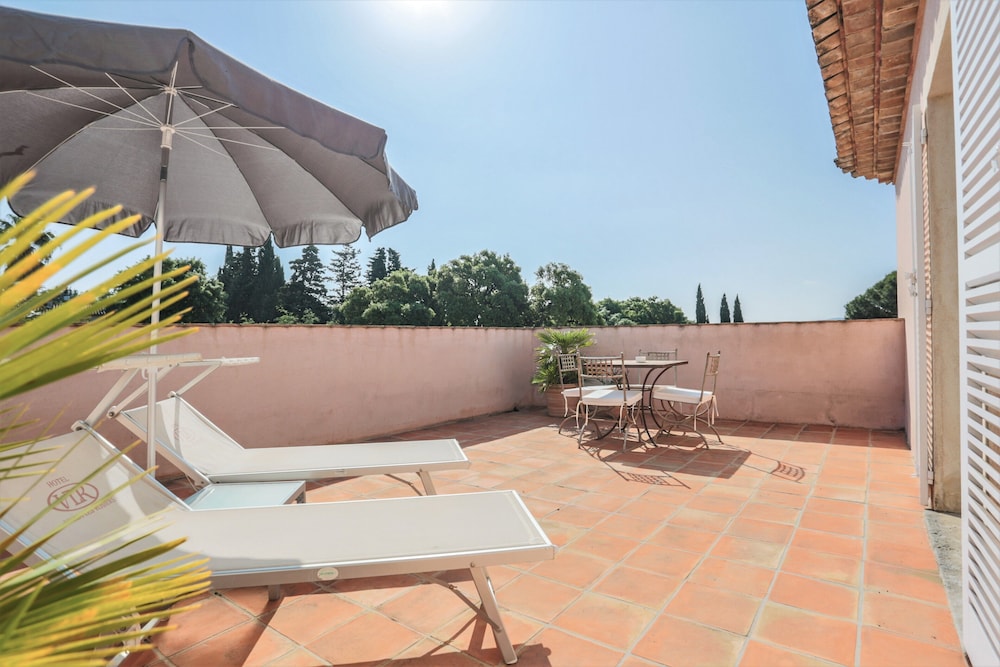 Hotel Villa Les Rosiers 8/33