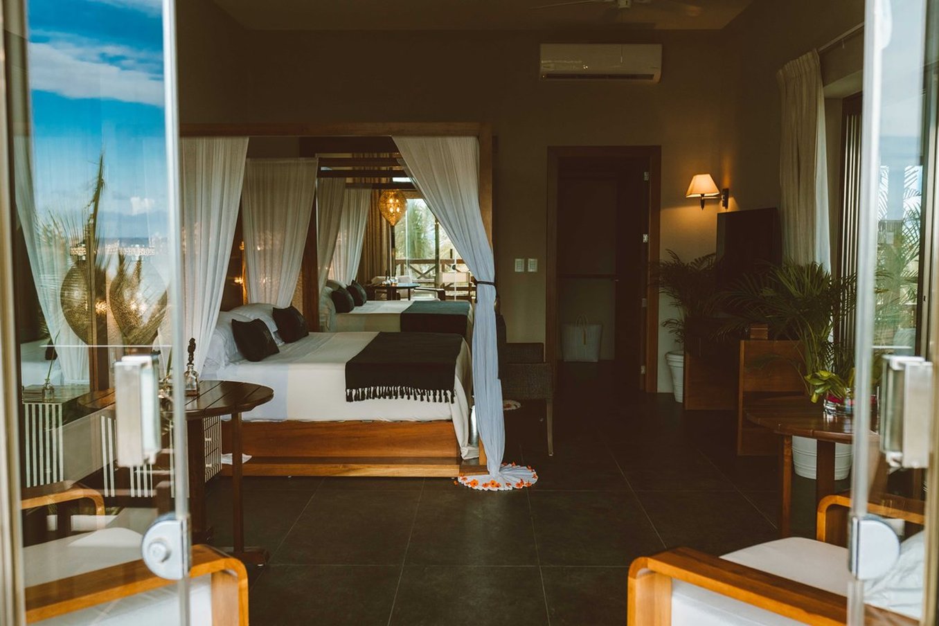 JASHITA HOTEL BOUTIQUE 46/84