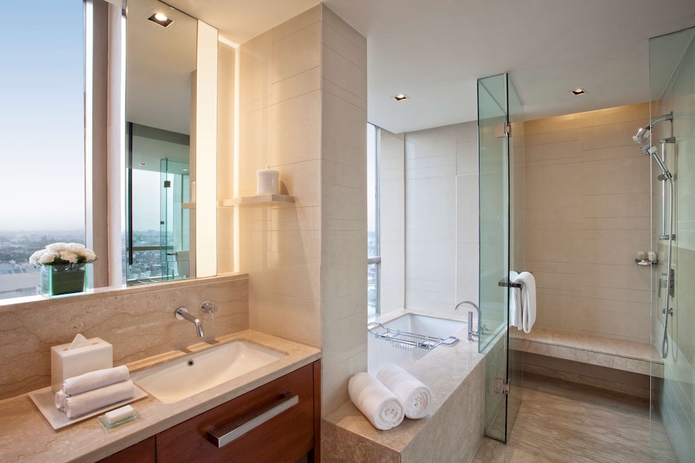 Hyatt Regency Amritsar Hotel & Spa 49/50