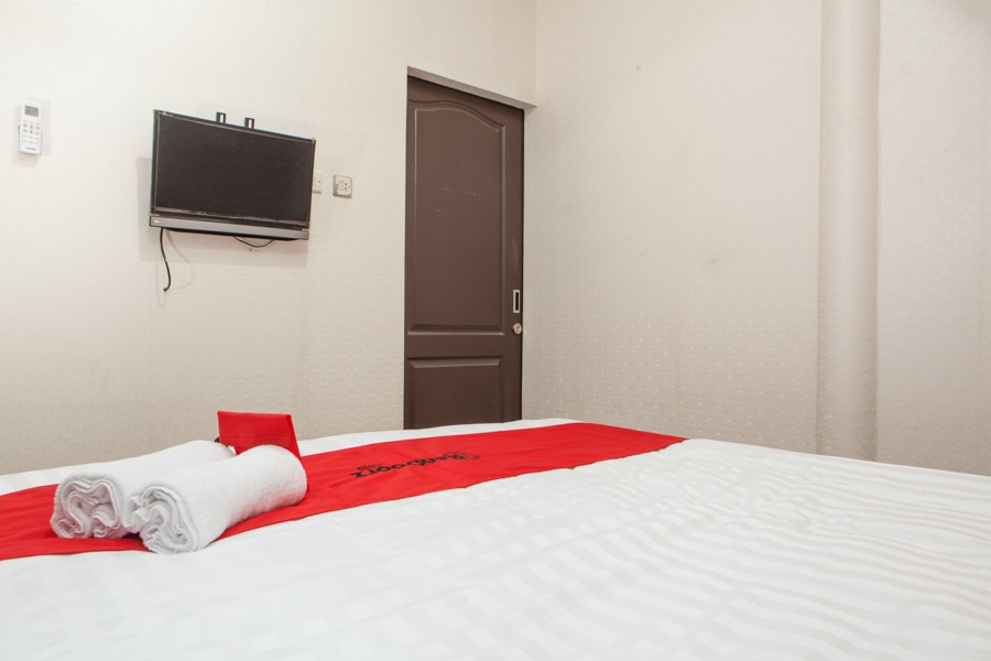 Reddoorz Near Pelabuhan Tanjung Perak 2 Surabaya 9/33