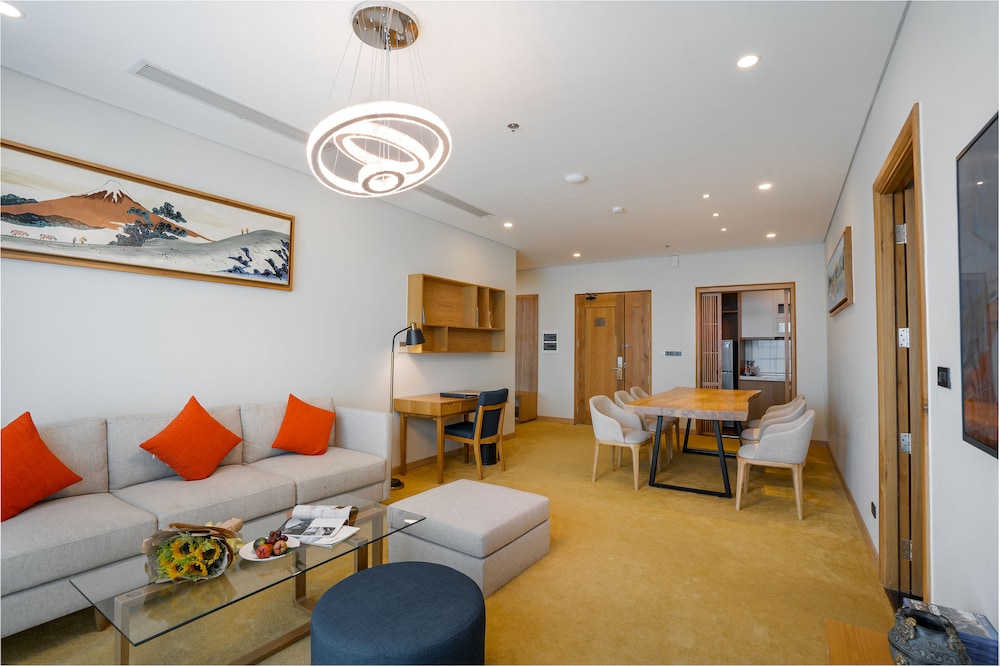 Sala Danang Beach Hotel 47/75