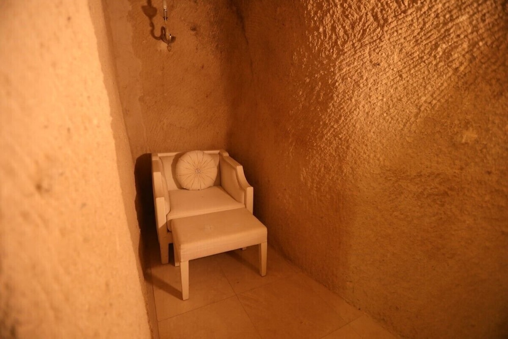 Anatelein Boutique Cave Hotel Special Class 38/65