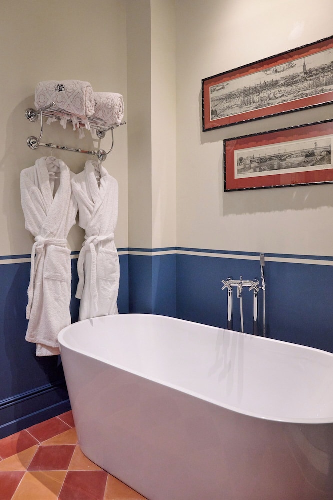 Cristine Bedfor Sevilla Boutique Hotel 12/63