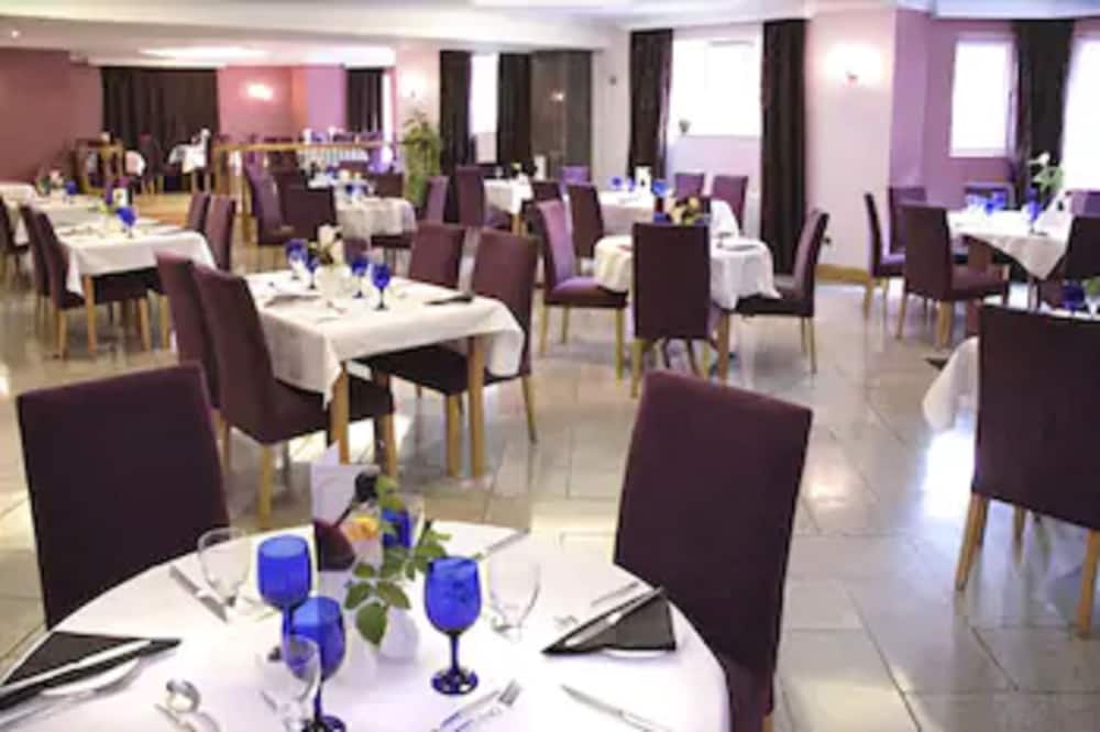Parkside International Hotel 32/41