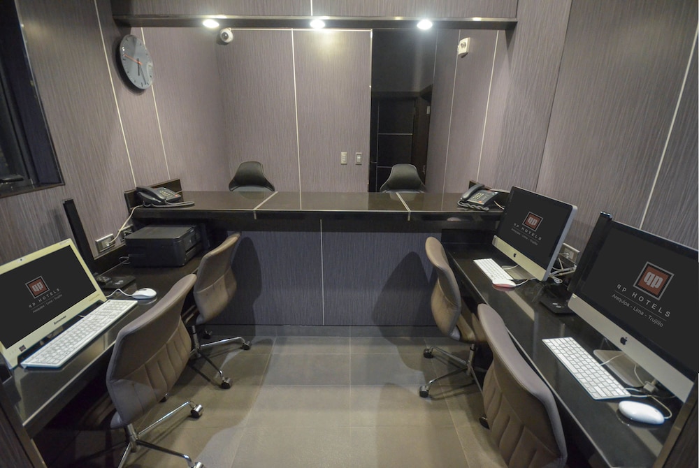 qp Hotels Trujillo 33/35