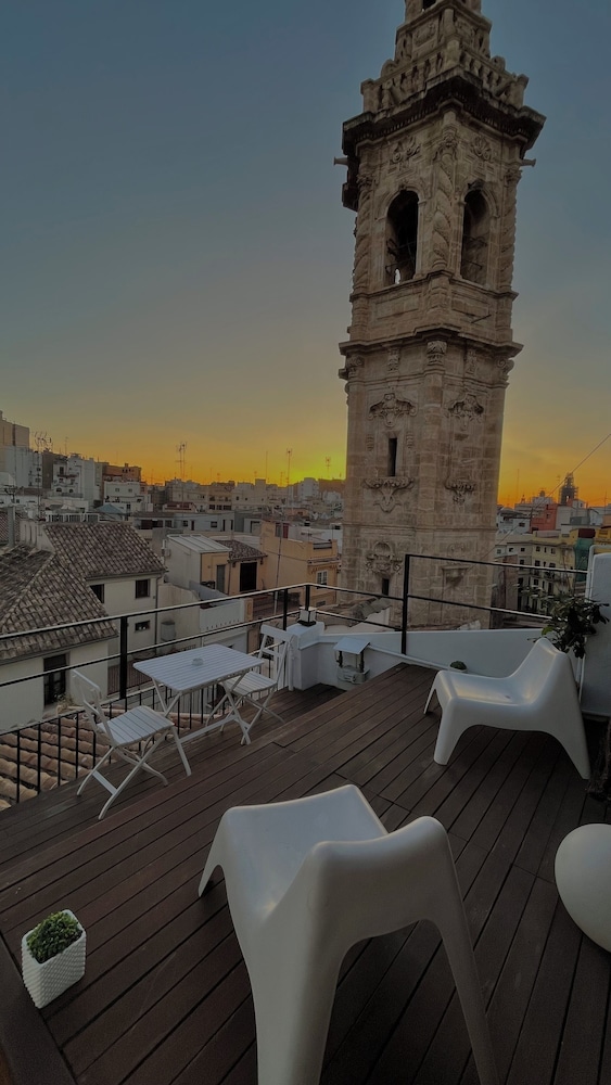 Hotel El Siglo 62/64