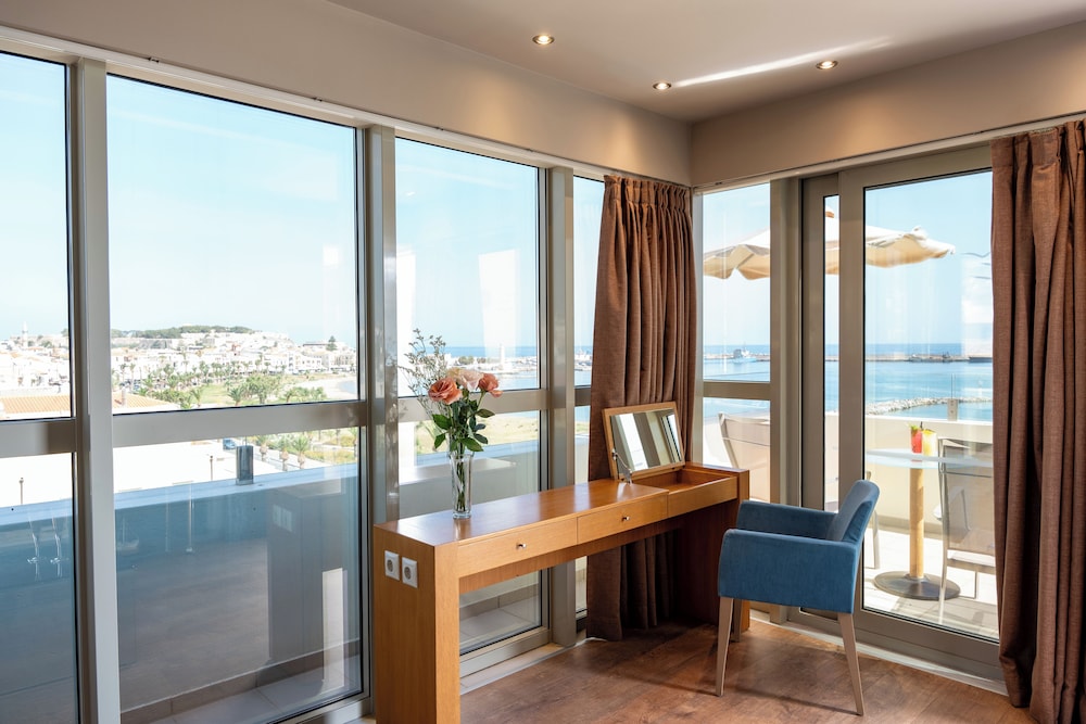 Kyma Suites Beach Hotel 29/50